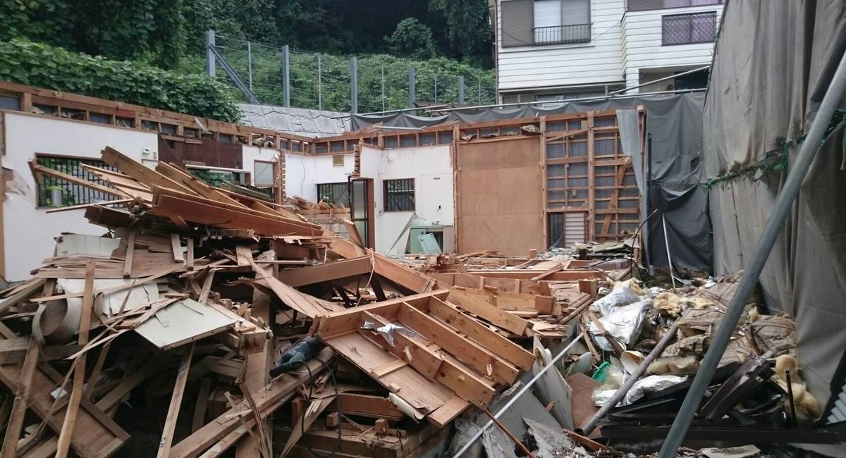解体中写真